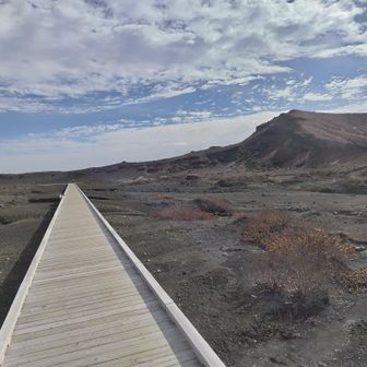 ここから皿山へは、すぐに到着できます。