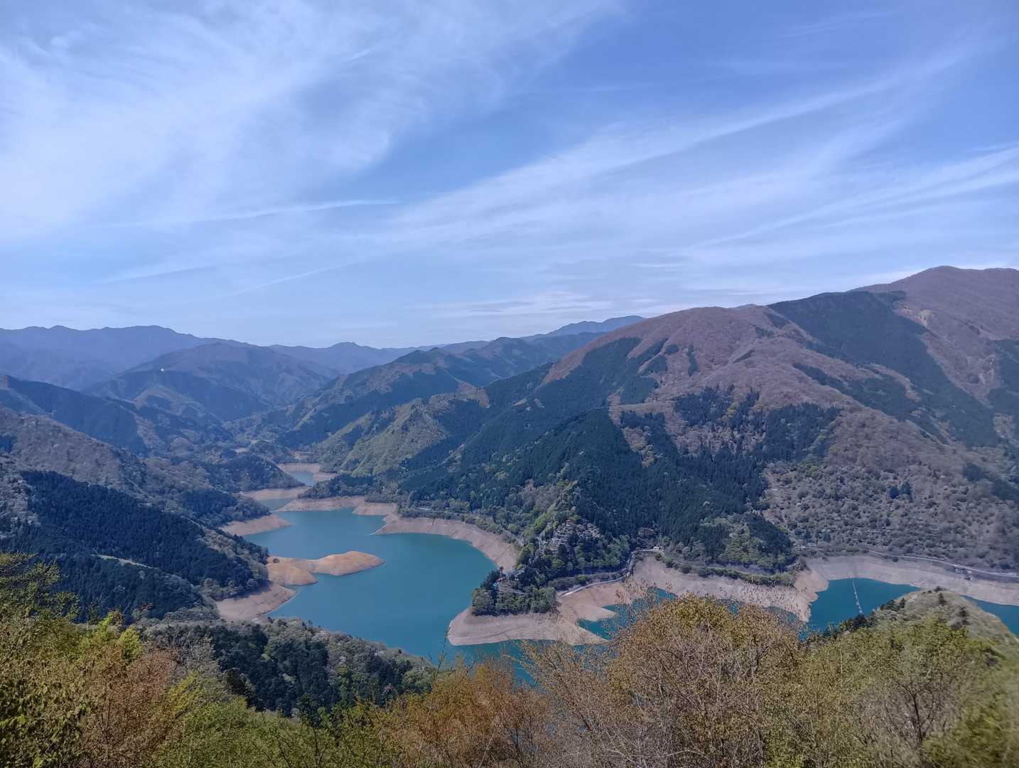 サス沢山展望台から奥多摩湖が綺麗に見えた💕