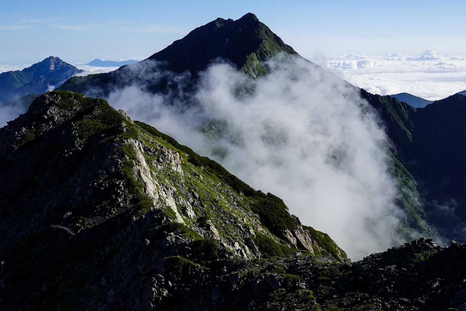 広河原登山口-北岳-中白根山-間ノ岳 周回コースの写真