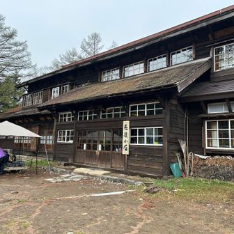 長蔵小屋。ここで手ぬぐいとポストカードを。
いつも寄り道します。