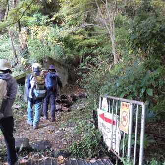 石切駅からのくさかコース登山口