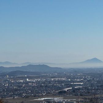 筑波山が幻想的。
全方位絶景です。