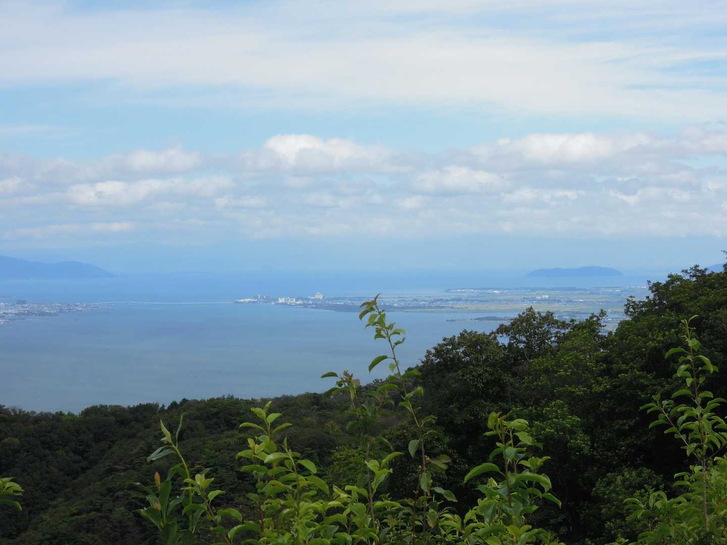 琵琶湖と沖島