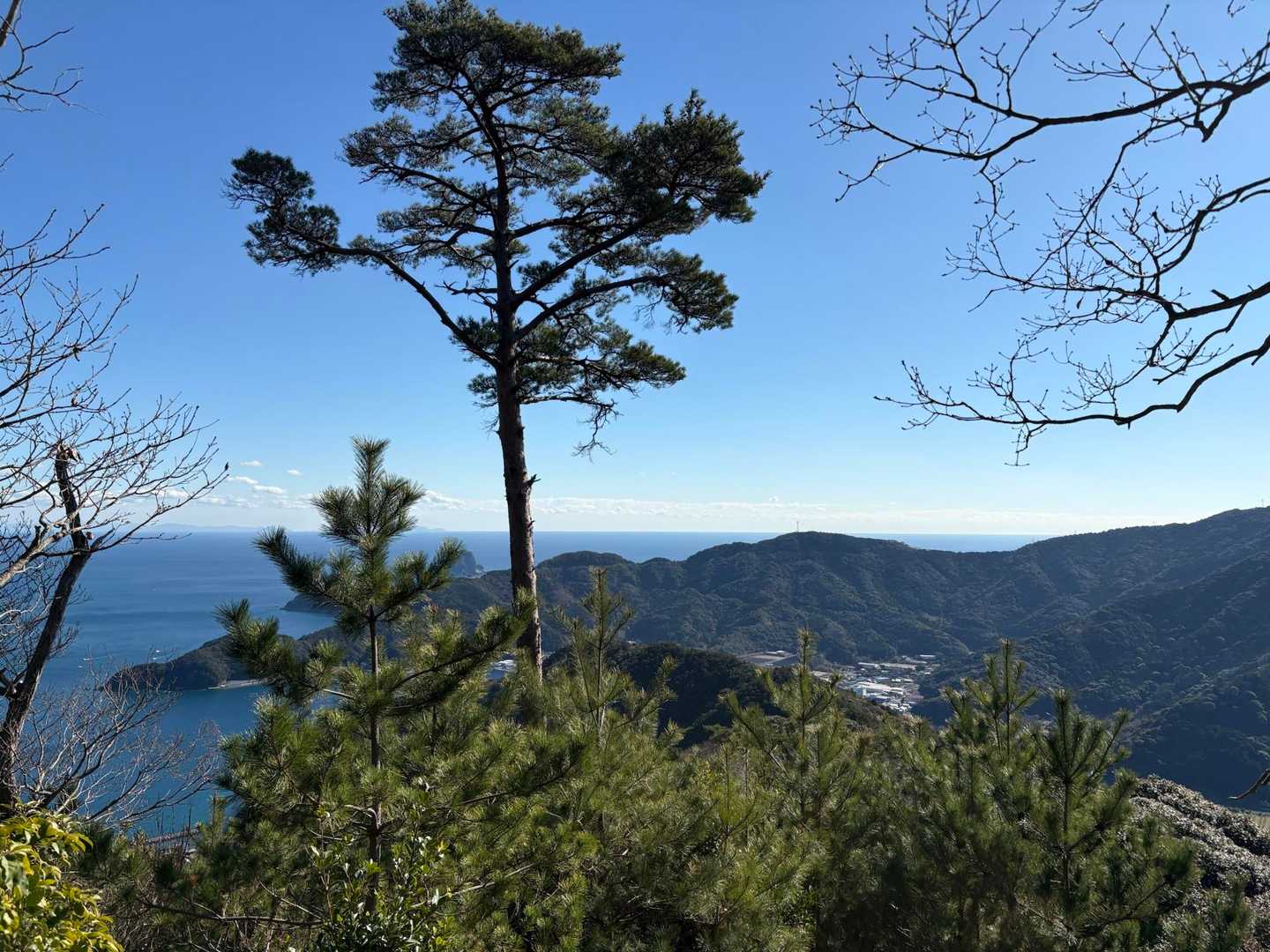 色利登山口-元越山 往復コースの写真