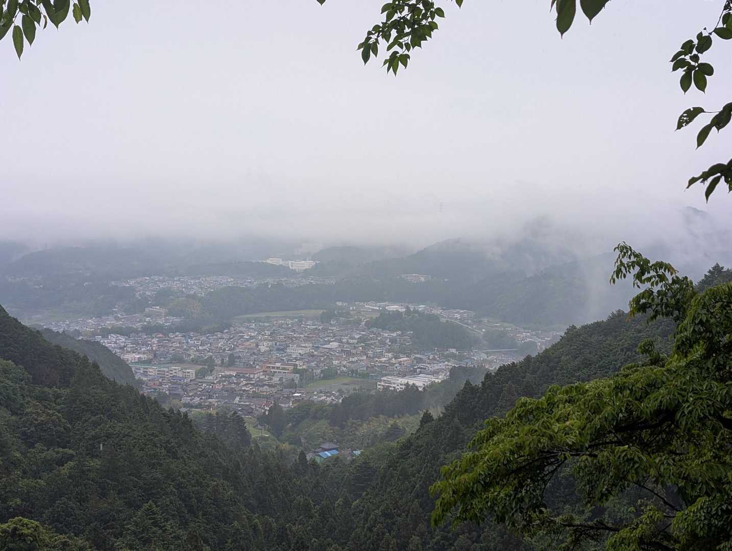 本日は、レインハイク日和☀️🌧️にて奥多摩へ〜🤸新たな山友さんのお誘いに乗っからせて頂きました