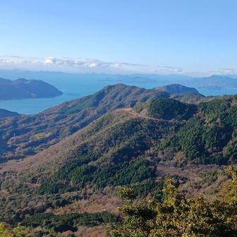 景色に夢中で本来の目的、仏岩を見るのを忘れてた

俺は何をやってるんだ🥹