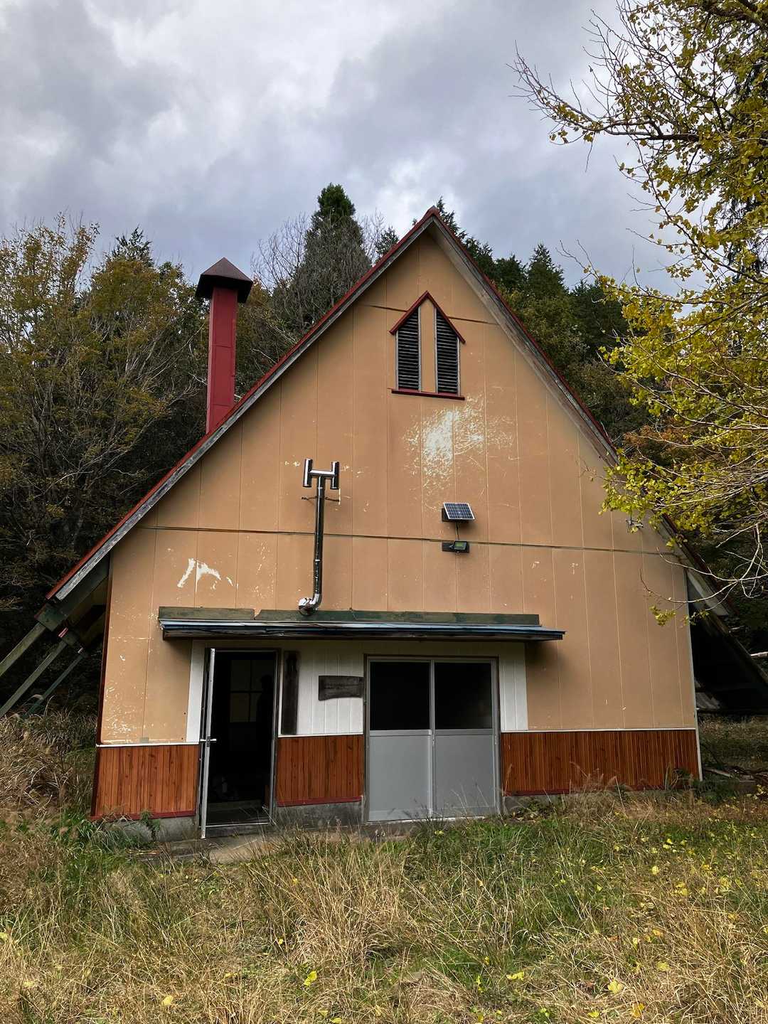 サザエさんの山小屋っぽい