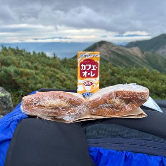 初めての日本百高山⑨ 東天井岳山頂✨ 西岳ヒュッテでいただいた朝食のお弁当😋 美味しかった〜😆
