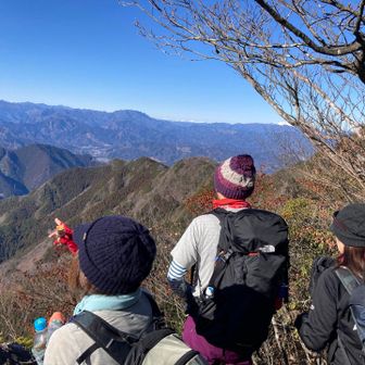 前日の両神山
皆さん山同定😁