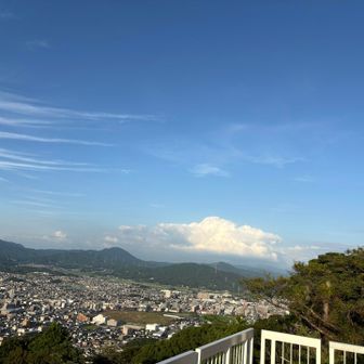 大根地山方面