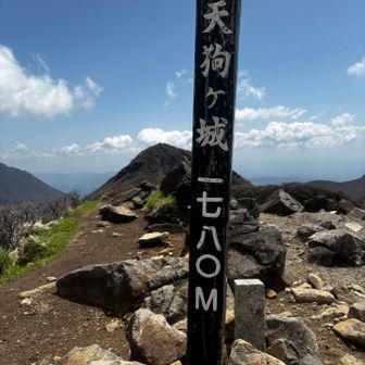天狗ケ城(1780m)
17サミッツのひとつ
