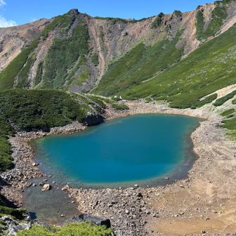 継子岳II峰の急登の岩場を降って、再び三の池。