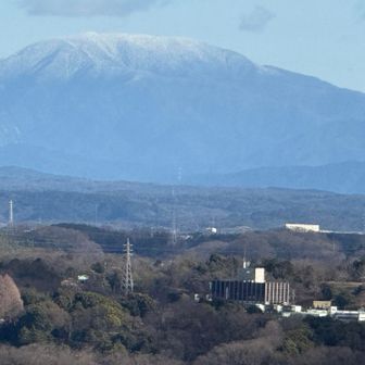恵那山うっすら雪化粧❄️