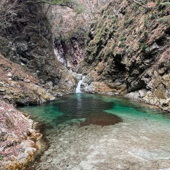 駒ヶ岳神社のお参りついでに千ヶ淵へ
川の水が綺麗❗️