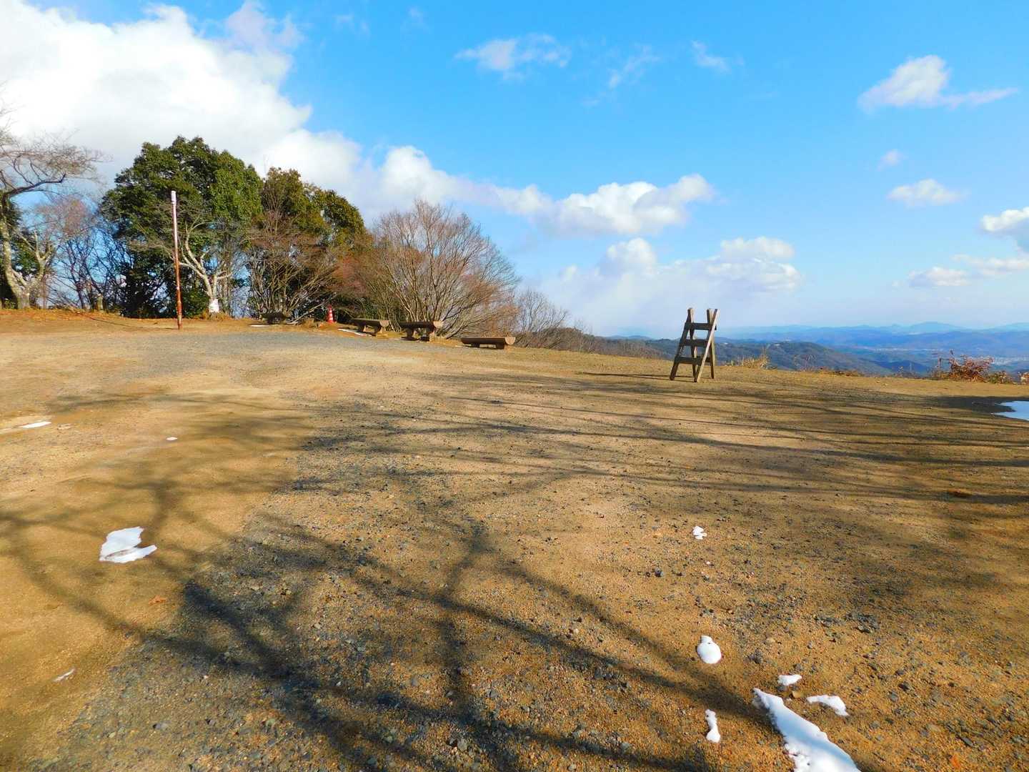 景色がいい広場〜🚗で上がって来れる！