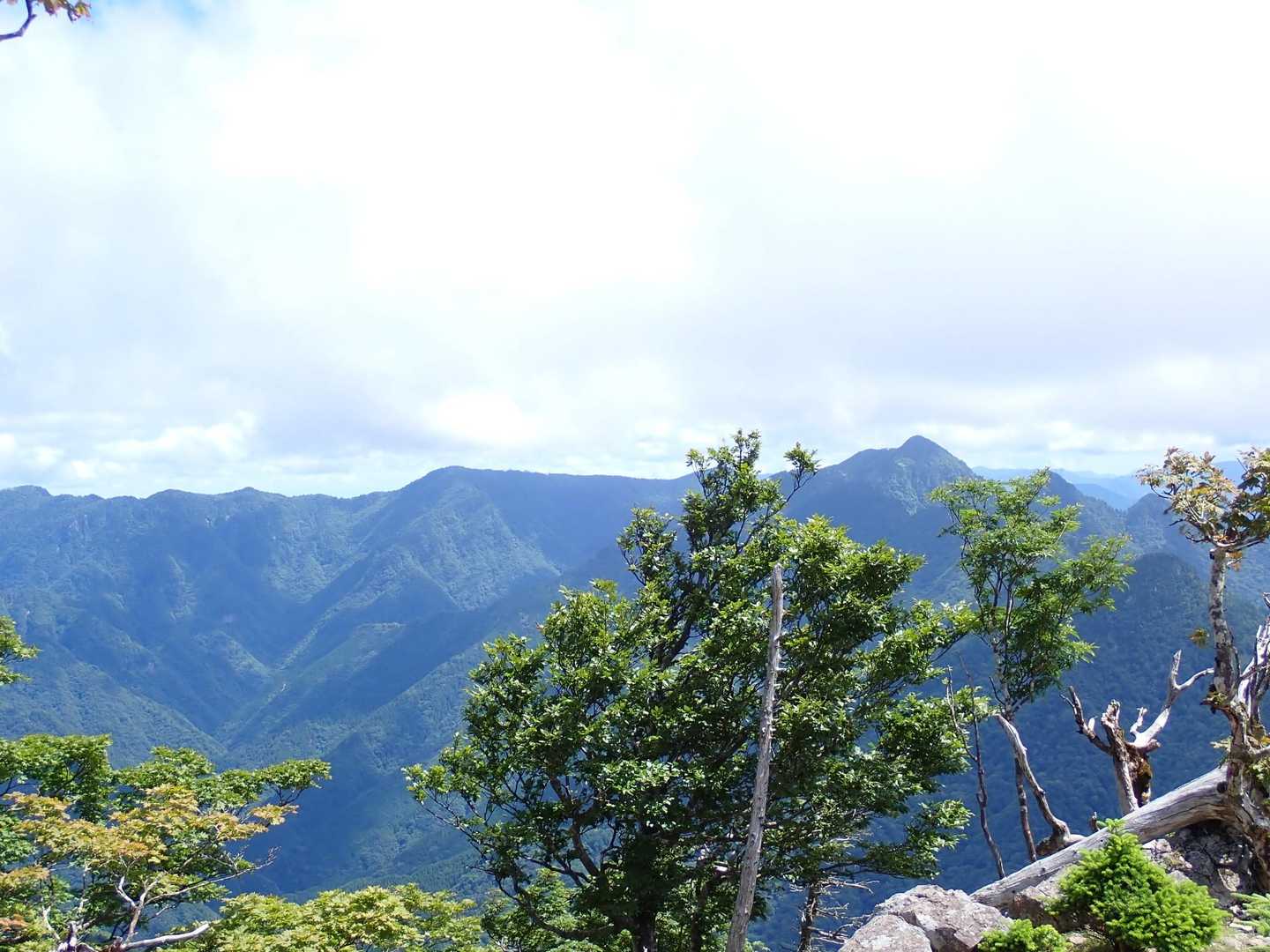 弥山登山口-弁天ノ森-聖宝ノ宿跡-弥山-八経ヶ岳-明星ヶ岳 往復コースの写真