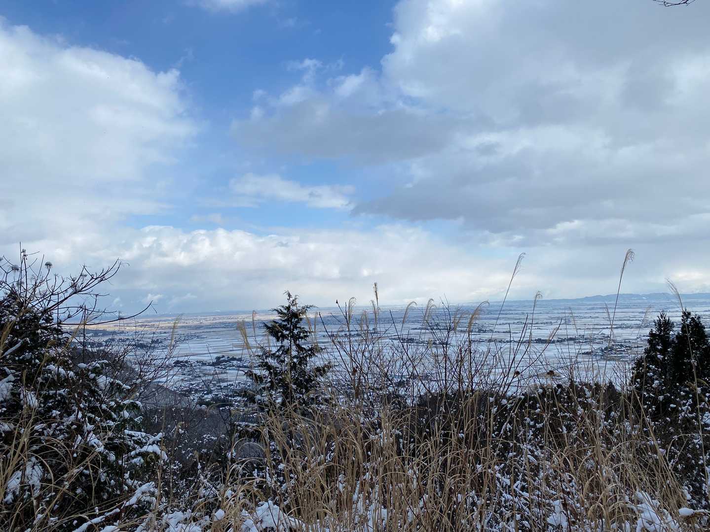 6mの雪に埋もれた新潟🏔

うははは😁