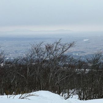 弥彦山＆角田山がうっすら確認できるくらい