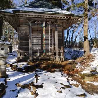 蕃山山頂のお社