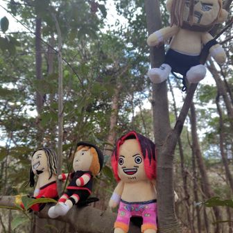 ちょこっと移動したメンバーも😁

ここには居ないけど、鷹木信悟となつぽいの結婚ニュースには嬉しびっくり😍
記者会見風の2人の動画みたけどめっちゃ幸せもらったよー🫶

ここだけの話🤫
私、昔からたまに【なつ】って呼ばれる事あったんだけど、
鷹木信悟がなつぽいに【なつ】って呼ぶたびに、ドキッてなっちゃったー😍笑