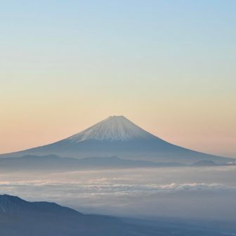 淡い富士山
マニュアル、ss160、f8、iso200、105mm、wb晴天