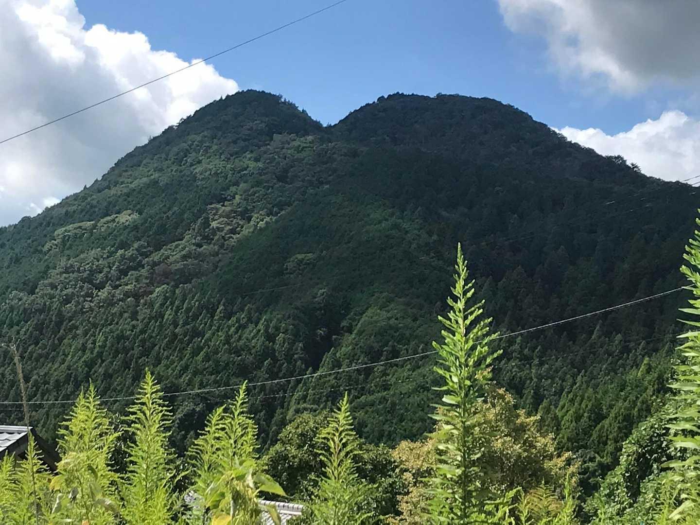 歩いてきた稜線