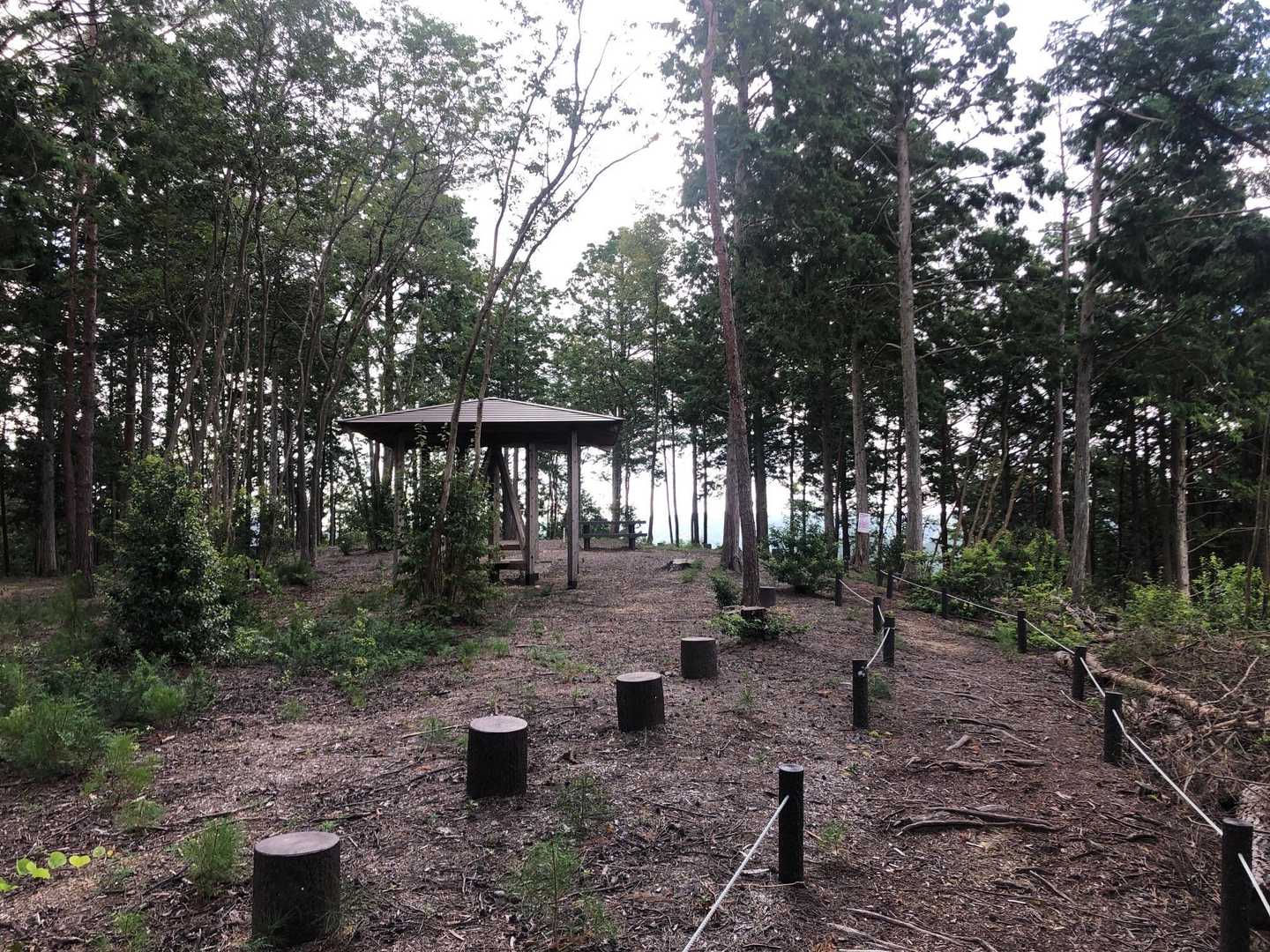 山頂広場