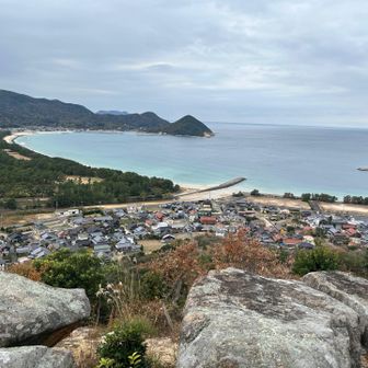 ええ感じの眺望。さっき登った甲山が見えます