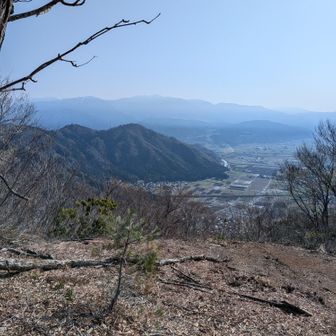 【天子山】山頂近くの展望台