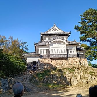 こじんまりとしたお城でした。