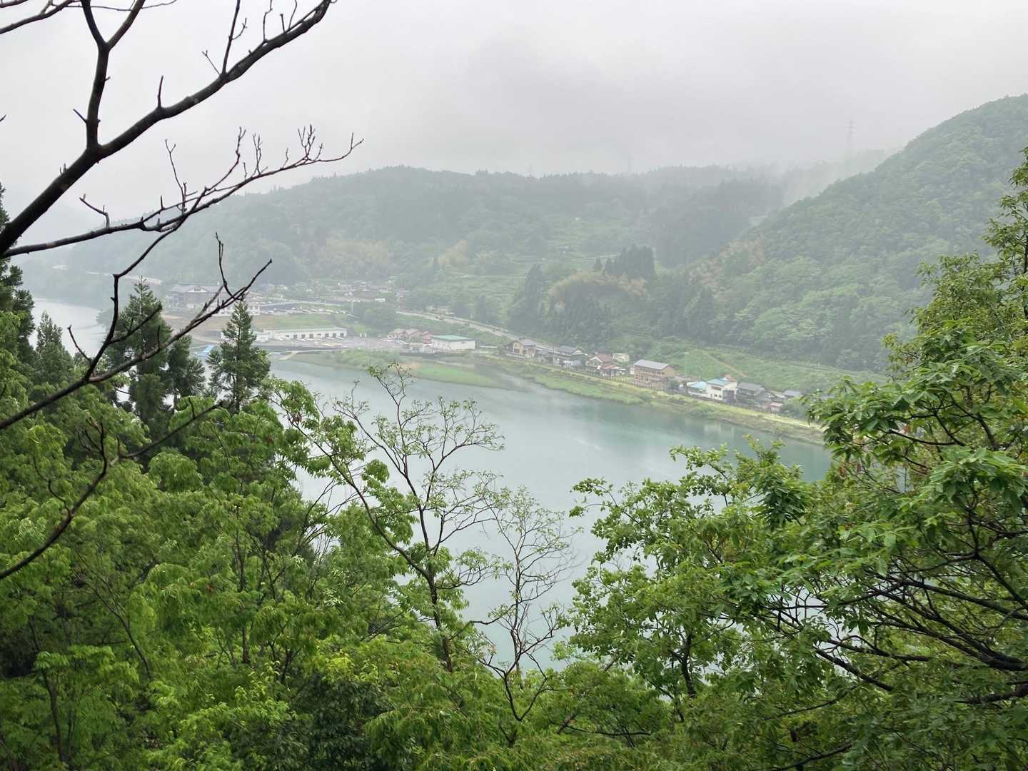 神通川ダム湖