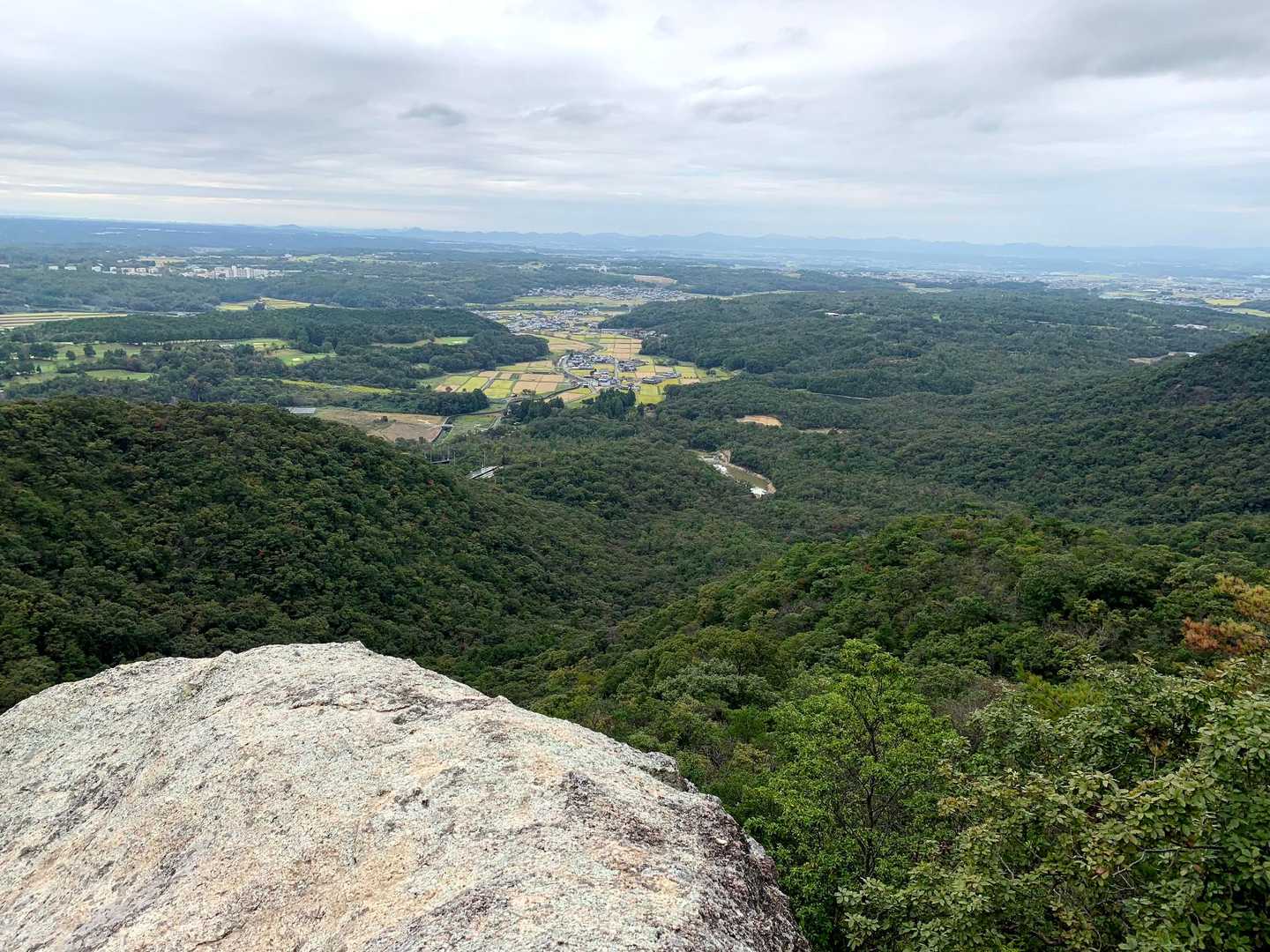 天狗岩到着👺
Nice View 💚雄大な播磨の山々🏔️良い里山です✨