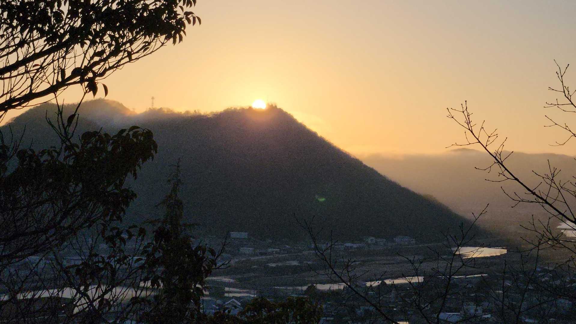 生駒山登山口-馬の蹄跡-生駒山-大鳥山-鳳張峠-鳳凰山-岩 周回コースの写真