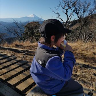 三ノ塔にて、🚻とあんぱんタイム。