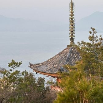 平山郁夫画伯が、模写した風景