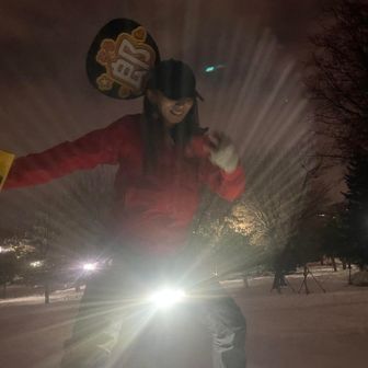 それを照らすぺぺちゃん、、、

いや、ライトの位置よ！！🤣

ねぇ、この絵面、アレに見えてきた、、、！！
アレですよアレ！！
ジャンプ好きには堪らない、、、