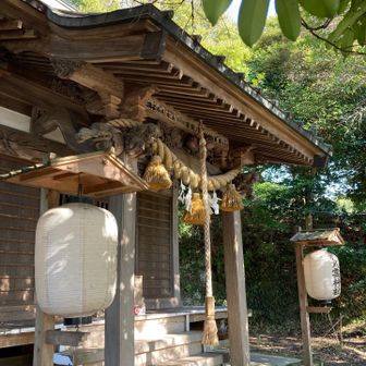 八雲神社でいったん一般道に
