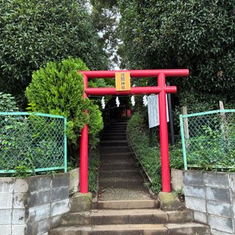 程なく到着
一角だけ緑が深くてすぐ分かった