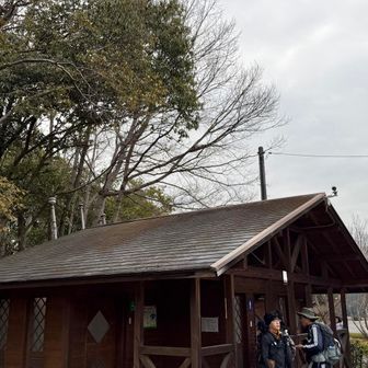 砂川公園のトイレは行列🚻
汲み取り式です