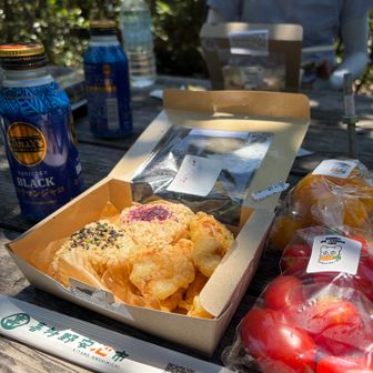 ありがとう😊
最高なランチ🍙です😭🍙
ちよちゃんふぁーむさんのトマトがめちゃくちゃ美味しい😋　私の大好きなトマト🍅😍