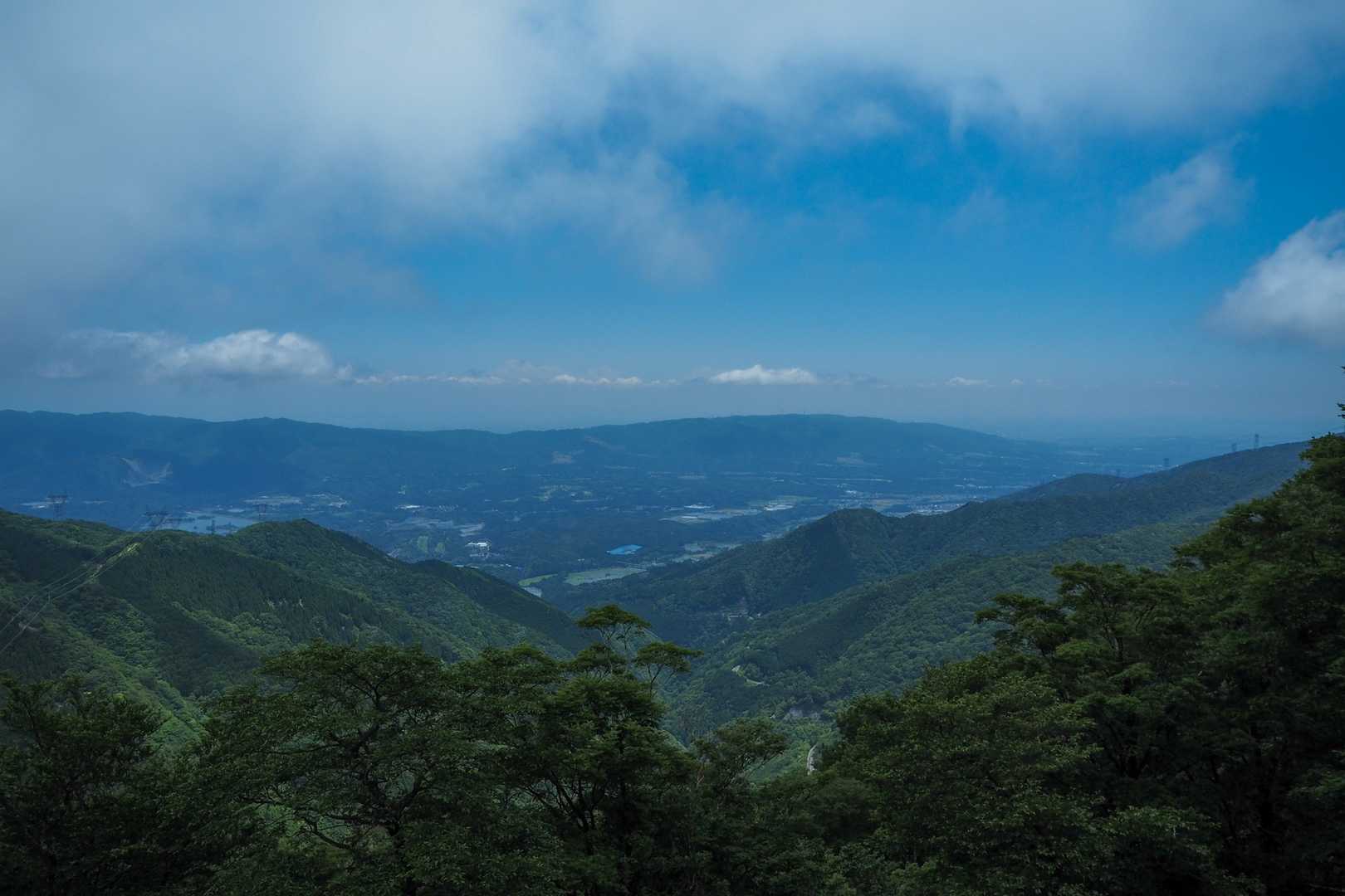 下りてきたら晴れてくる…山あるあるです（笑）
遅めに登った人は御池岳も綺麗に見れたんだろなぁ〜。