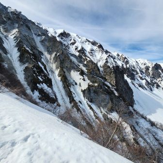 北壁だいぶん雪が溶けました