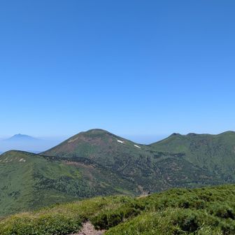 いいね〜
青森県の名峰達