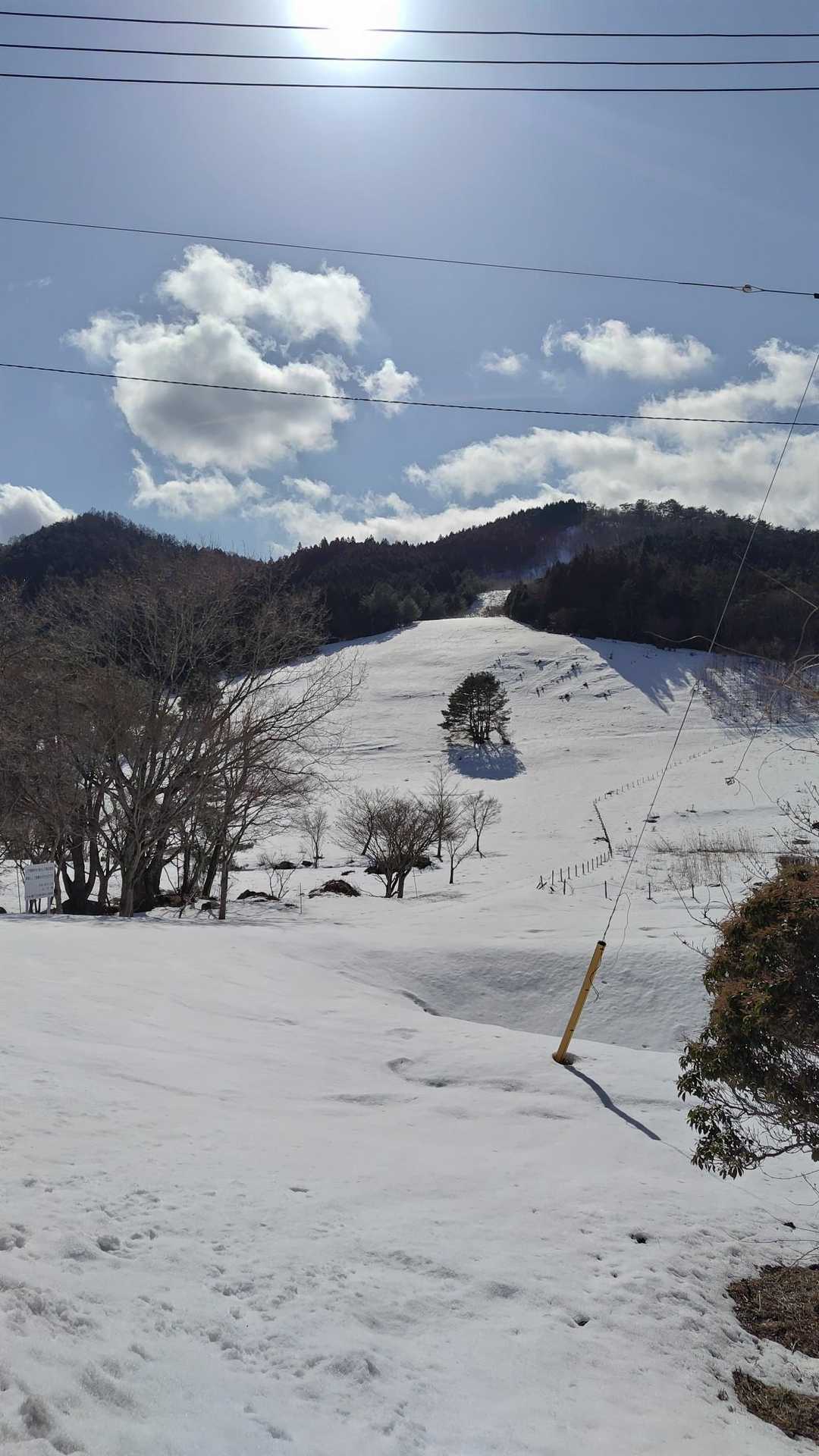 元スキー場を撮る。無事下山です。