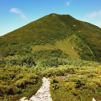 あとはラストのユニ石狩岳へ
十石峠から700m。これがまた長い💦