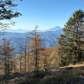 七ツ石山山頂から