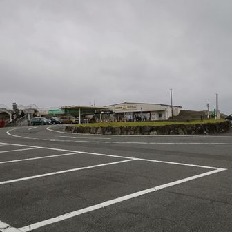 朝熊山山頂の駐車場に到着🚙