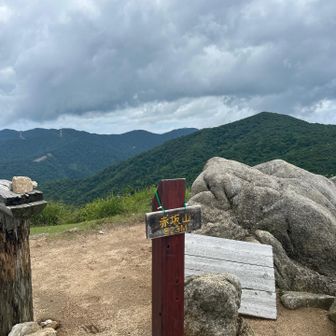 晴れ間が出て来て景色が見えるようになって来ました。