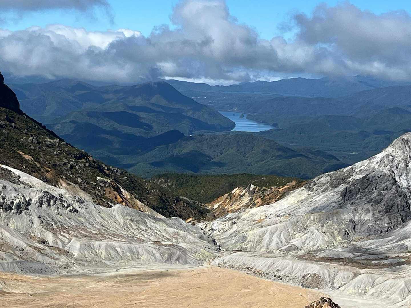 あだたら山 奥岳の湯-奥岳登山口-薬師岳-安達太良山-矢筈 周回コースの写真