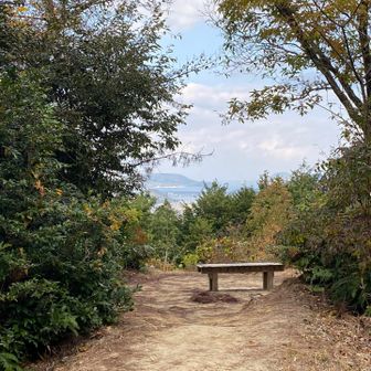 しばらくNetflix観てまったりして山頂へ